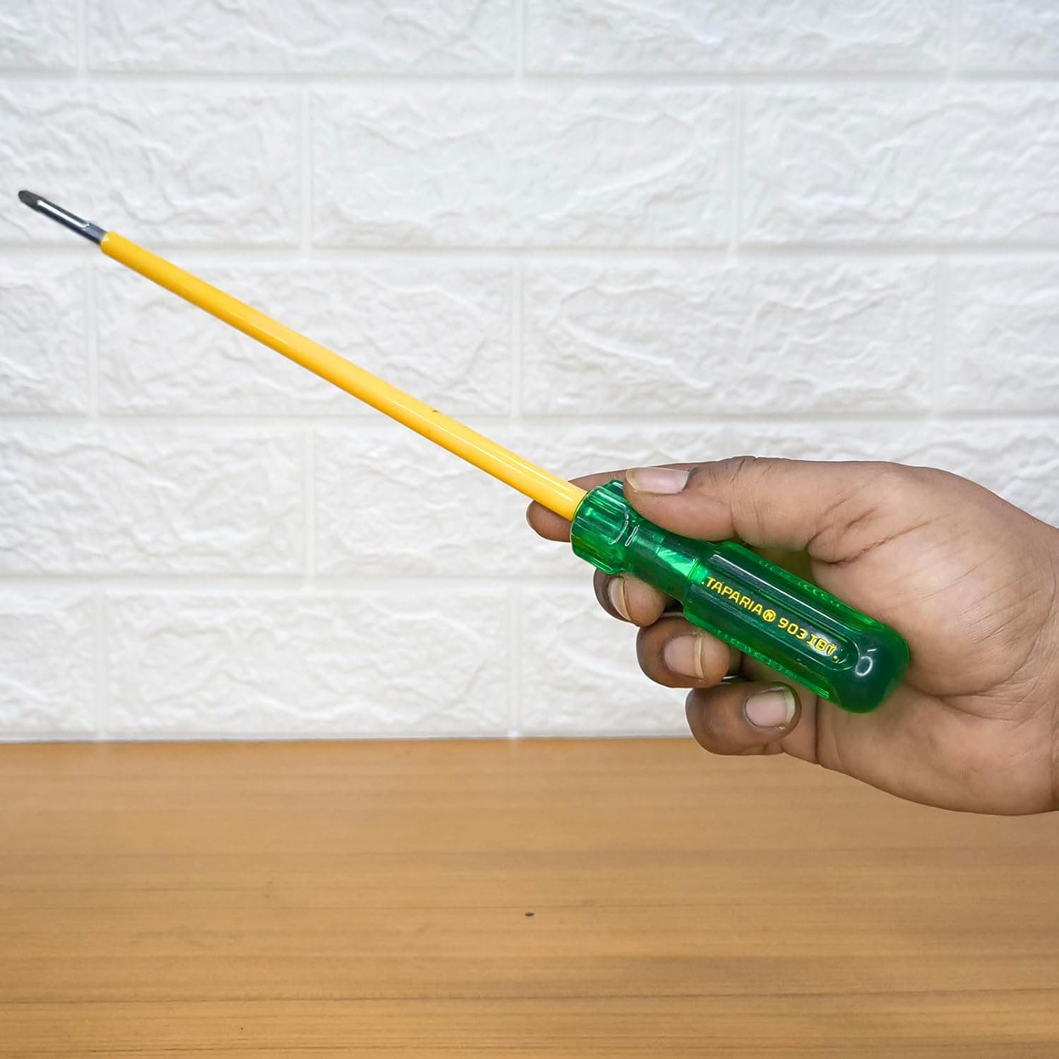 Taparia Ph2/6x0.8mm Two-in-One Insulated Screw Driver 903-IBT - View 3