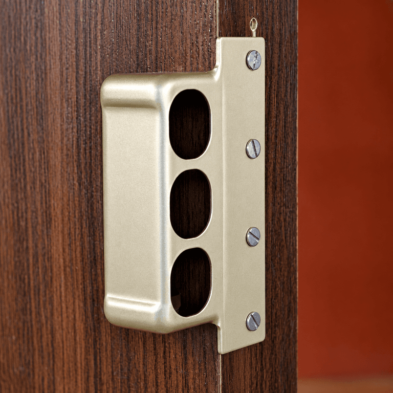 Europa 8113NS Satin Finish Tribolt 1CK with Latch Rimlock - View 5