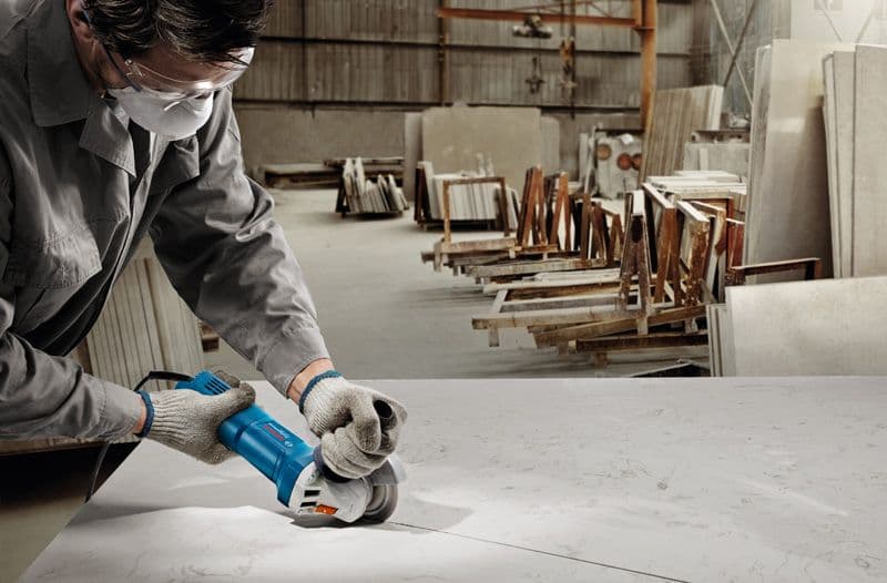 Bosch GWS-800 100mm 800W Angle Grinder - View 3